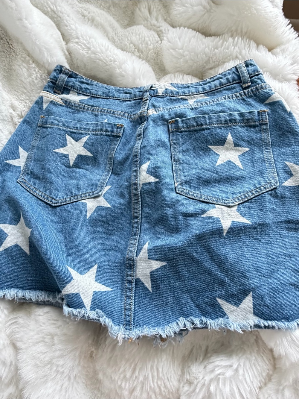 Le Lis Blue Denim Mini Skirt with White Star Print - Picture 4 of 10